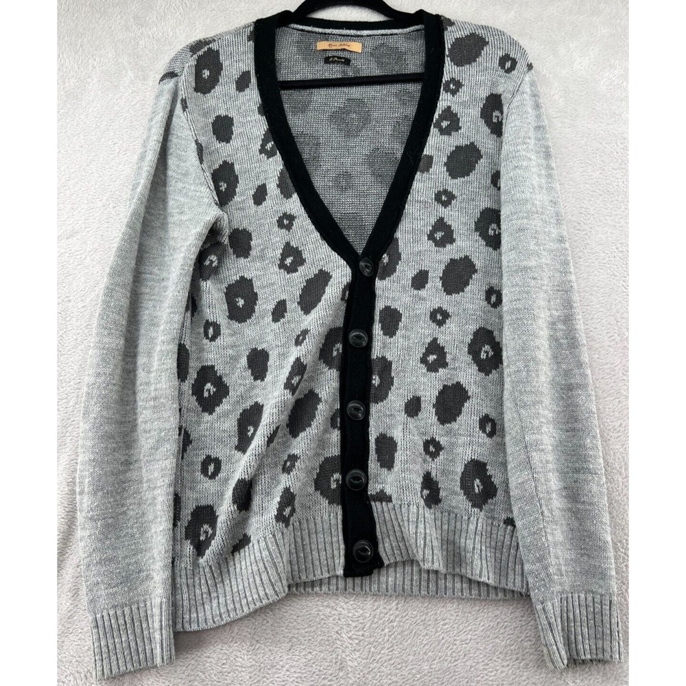River Island Sweater Womens XS Button Up Leopard Animal Print Gray Cardigan